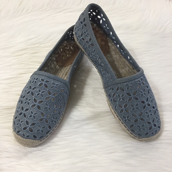 Michael Kors Darci Whased Denim Eyelet Espdrilles - Picture 3 of 8